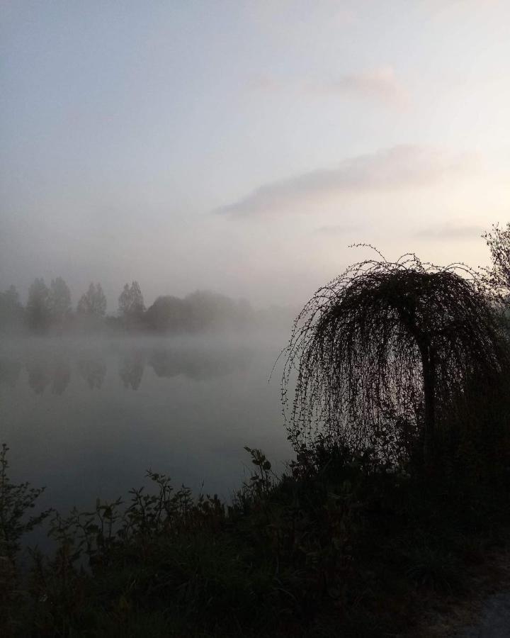 By The Lake La Trinite-Porhoet ภายนอก รูปภาพ